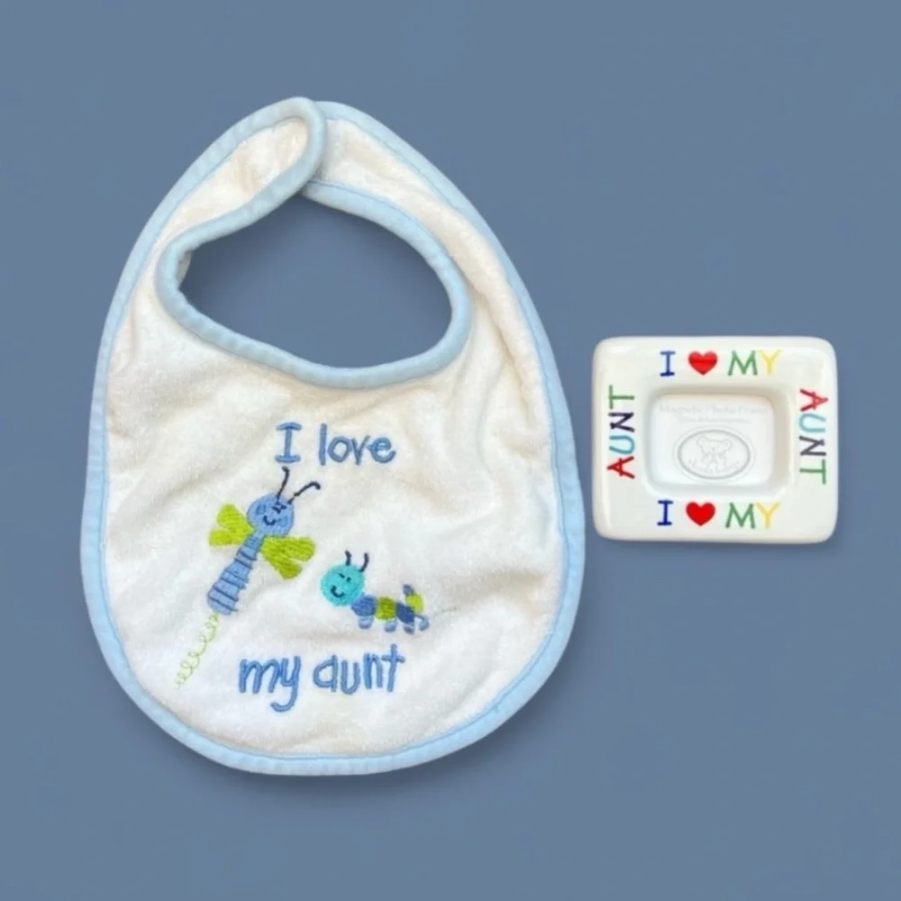 ESPECIALLY FOR BABY White Bib I Love My Aunt and Ceramic Magnetic Photo Frame